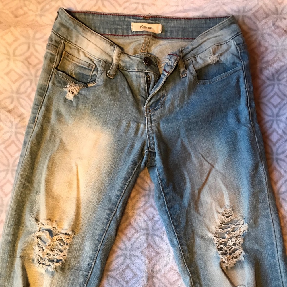 Ripped Skinny Jeans